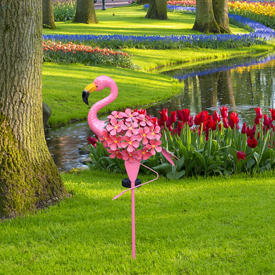 Blossoming Flamingo Solar Light