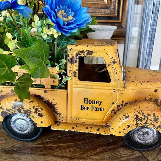 Retro Mini Truck Garden Ornament